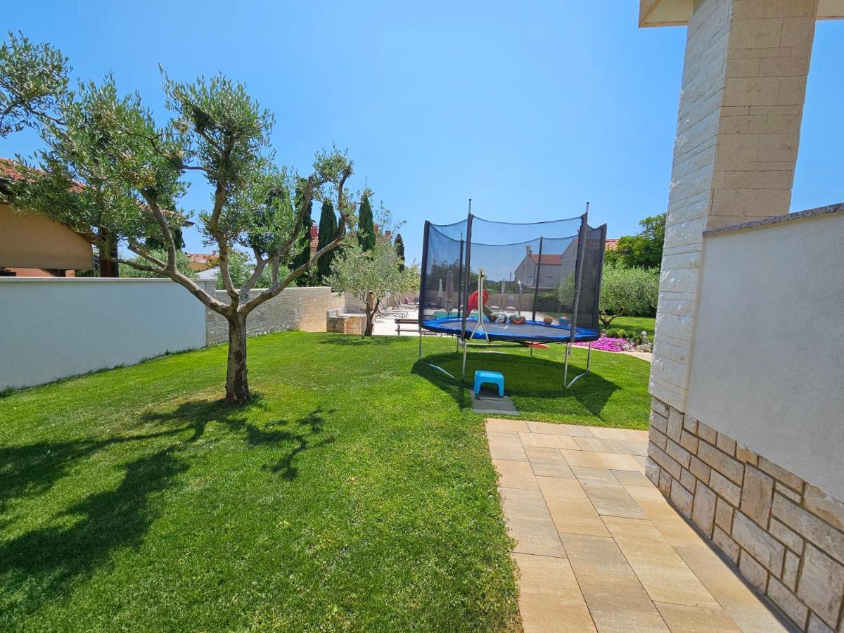 Apartmani Grzinic Ровінь Екстер'єр фото